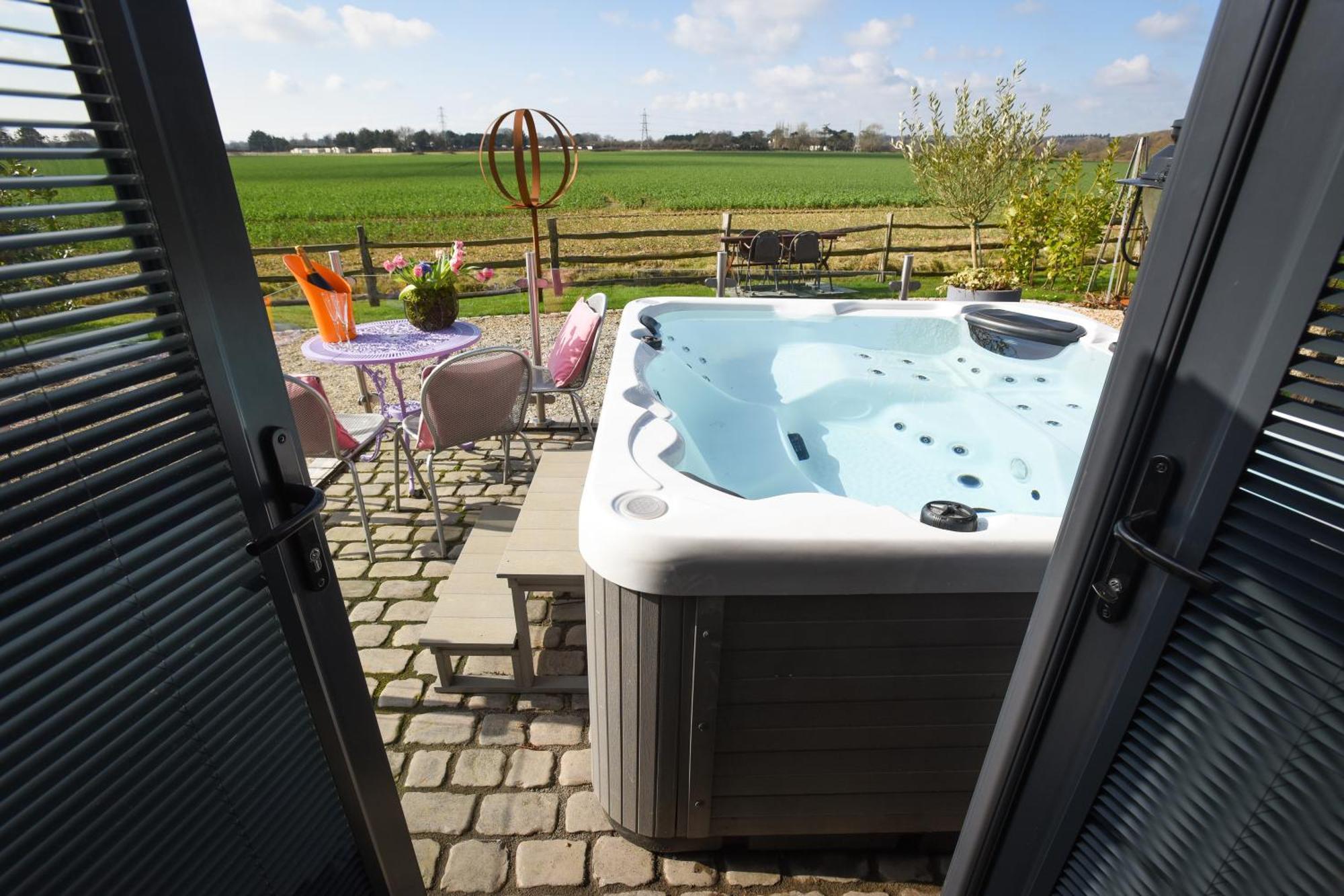 Air Maison - The Cow Shed Wow Factor Countryside Retreat Westbourne  Exterior foto